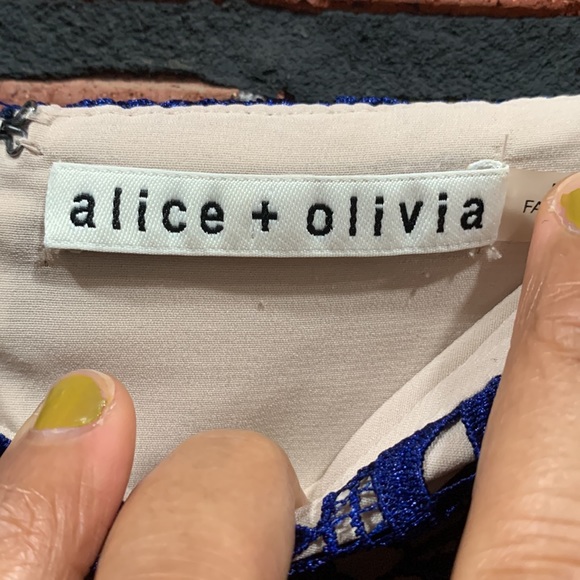 Alice + olivia Florrie Ruffle One-Shoulder Lace Dress - Picture 13 of 14